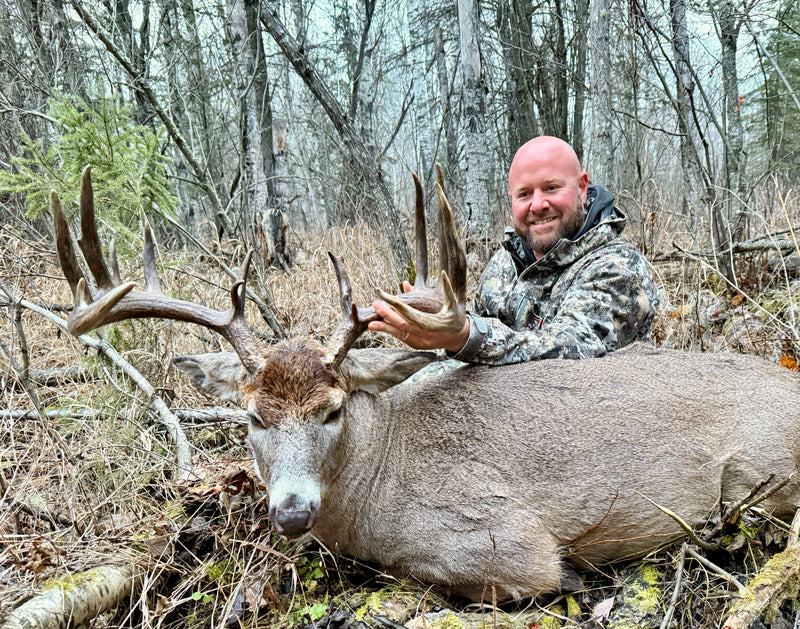 Active sports bra in workout setting